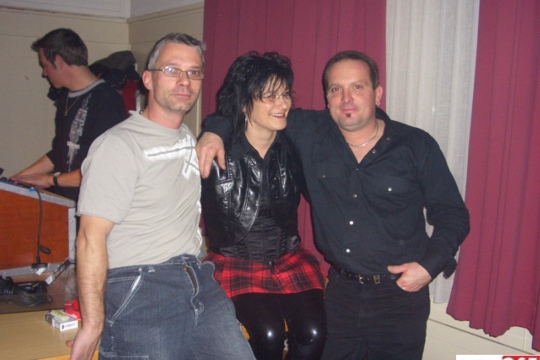 ae1d0c6ba467d1a0293ea4d4d3fee2f3.jpg