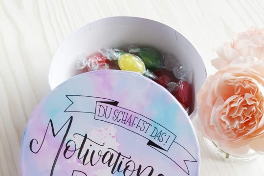 galerie-lettering-motivation-du-schaffst-das.jpg
