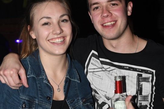 b0f3242de4870c8c258971be3bff199c.jpg