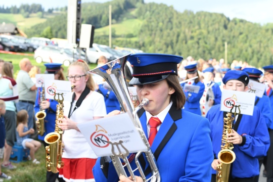 b391982a375394c98ae09a51762b0141.jpg