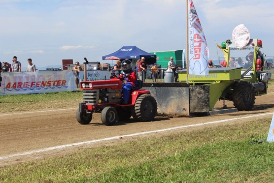 b45056f0a577ed6409ba5ae1892f07f6.jpg