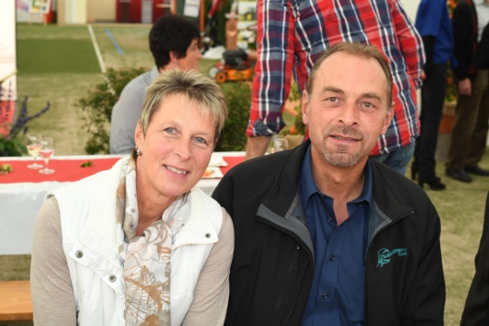 b48d23eb2de82a4f1a8568cb6780b6f2.jpg