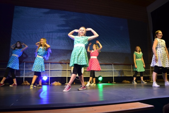 b98c58d318654a0ed6af110724b8f102.jpg