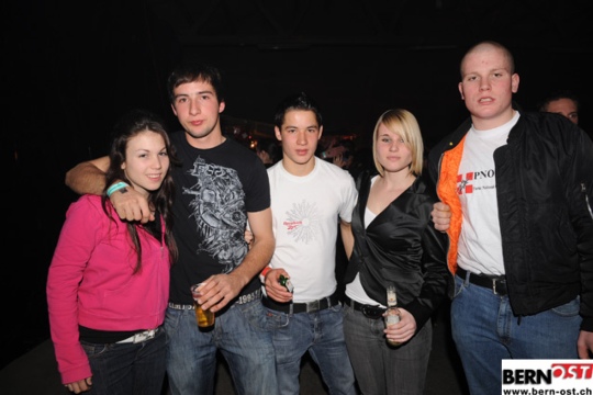 bcb2878eaa84b366709eb10f3bfc202b.jpg
