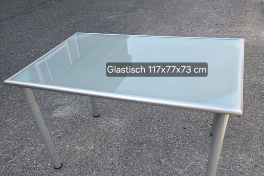Glastisch.jpg