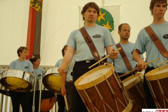 bda8aada2cb4e6699f6f2e95152fd2f4.jpg