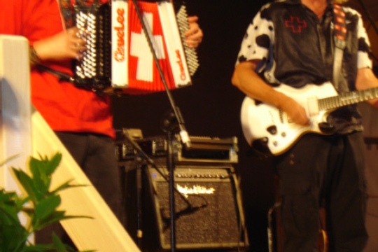 bdf58a5004c544e248db34fc0c8d91ed.jpg