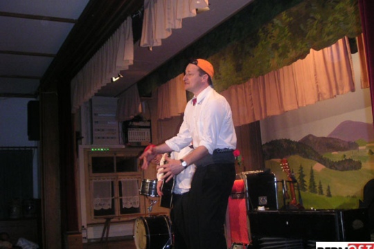 be20c6fac22af4241632d2b8f806545b.jpg