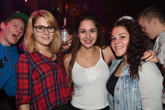 beae20e81a5c21eeb6e7df619b20f735.jpg