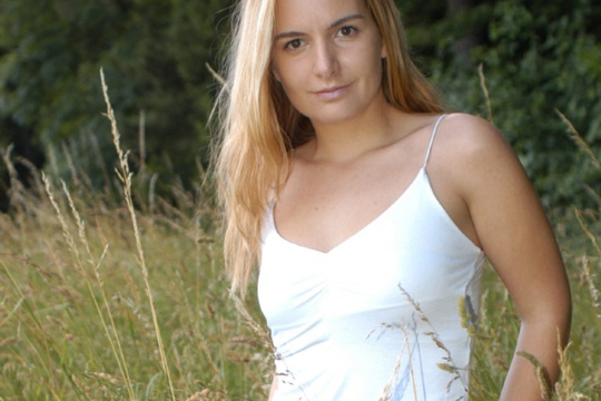 bed448e3b30a2bb342fb2a7334acba3c.jpg