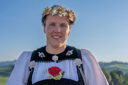 Schwingerkönigin Gäumann Jasmin Porträt querformat(Foto- René Nussbaumer)