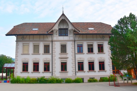 Schulhaus