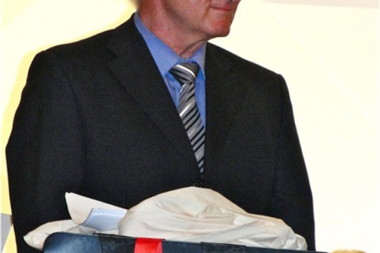c13b2830848f0b3db08b4bfada4702aa.jpg