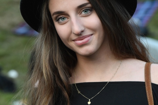 c24c269293ca7155a3beb4e8150ca425.jpg