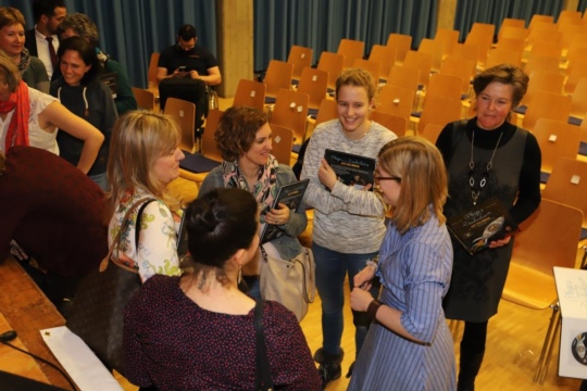 c3c1be556f38cdccee6c18e43b1e4e72.jpg