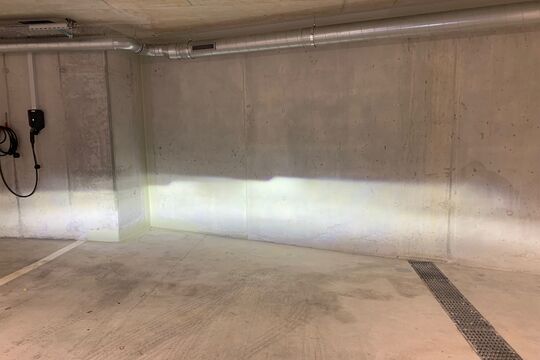 mit E-Ladestation.jpg