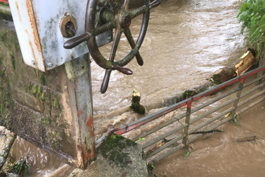 Stauwehr Oppligen