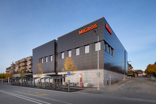 Solarfassade Migros Münsingen