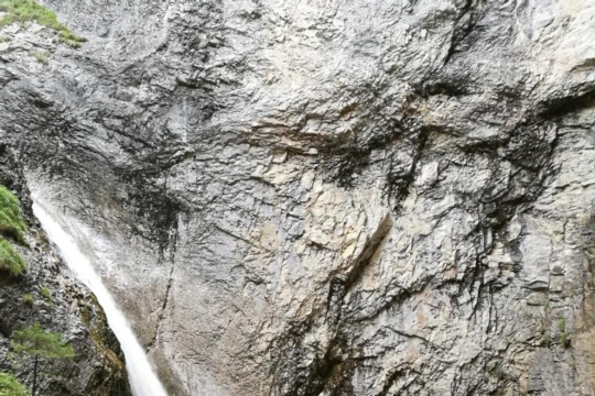 ZAK_Wasserfall im Chessiloch