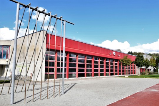 Schule Worbboden Stange