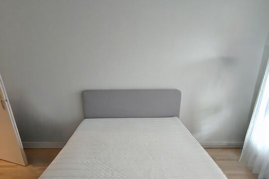 Bett01.jpg