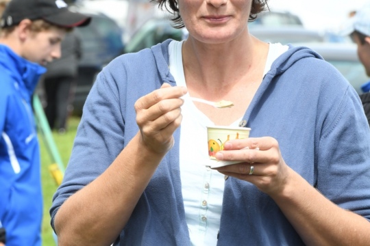 cacb22ef0cc22cc9a9262ea464338be5.jpg