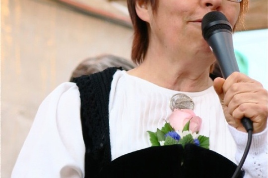 cd3504cad381d51f9c1d5d62962b4045.jpg
