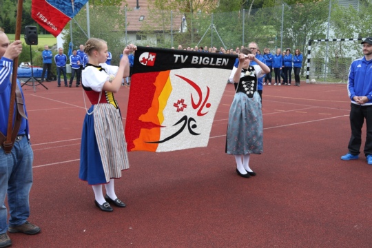 cdbfe2583b1b49c982ac2802f39090f8.jpg