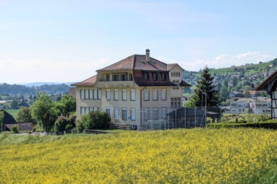 Schulhaus Vechigen nah_Isabelle Berger 2