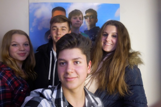 cfe1ad2232c4bd8290d7d6aa34f0058d.jpg