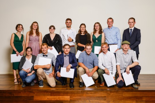 BSc-AGR-Agrarwissenschaften_4516hinten dritte von links