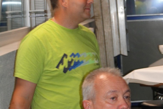 d260cba0ffbca4209f38f4b03456e230.jpg