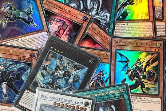 kingsofcards-sammelkarte-yu-gi-oh-set-mit-20-holokarten-deutsch.jpg
