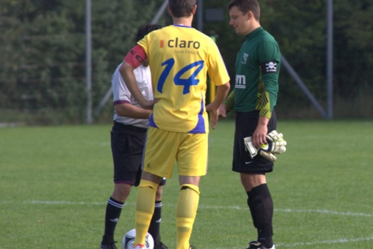 d4e1ff7089bdc416bbc43fc204e824b4.jpg