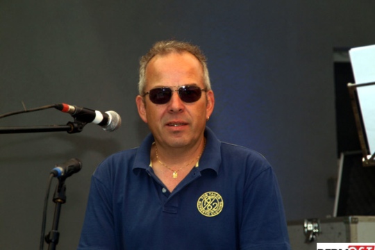 d5d1806646387e1f683226fc18cba7f5.jpg