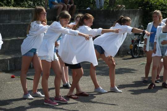 d68441a35e26edc69570b6e2926d8917.jpg