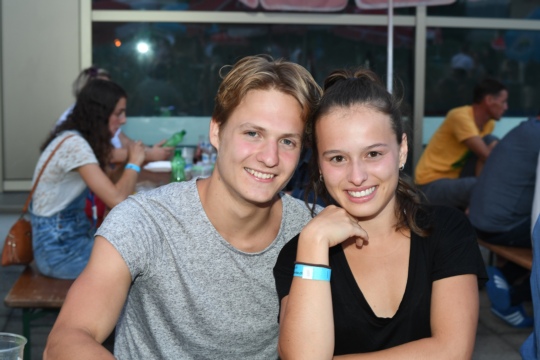 d75b80a6481ba47bab628b4c5f93cf57.jpg