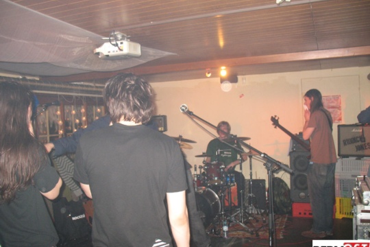 d774d4d7ff28cf4fafd3a32020fa3e30.jpg