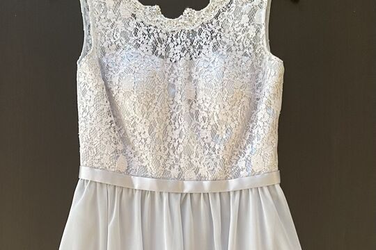 Konfkleid vorne.jpeg