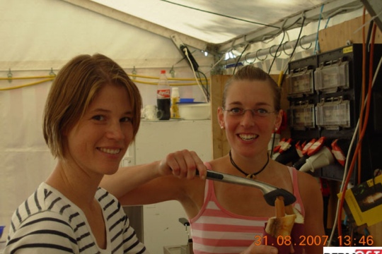 dacf3a3e6704572933d2fd232136194c.jpg