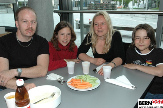 dba6a6d1b8a66d094df72180cf7ebe40.jpg