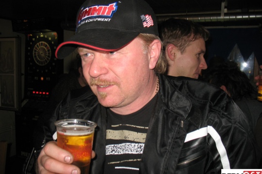 dce7feb449bf387862d5190374580242.jpg