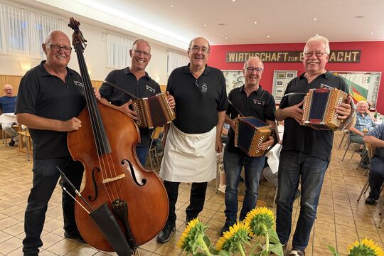 Bild L&auml;ndlerbuebe Biel in der Eintracht Oberthal