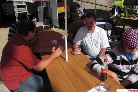 dd689cf2b2c6c6bbbfe728e0386f9655.jpg