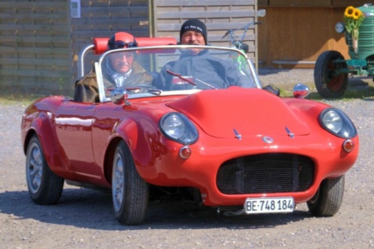 dd9cb8a8cbef85d1c7244b759934afd1.jpg