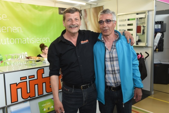 ddce42e7569085026d3cad7b0cc142e8.jpg
