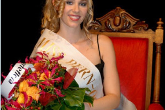 de2a73f00d6ef128a1b9fb22382bf801.jpg