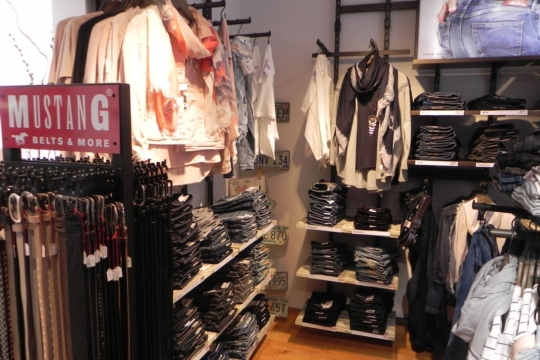 de4a7f2bed9cc1bc338c8169aef04802.jpg