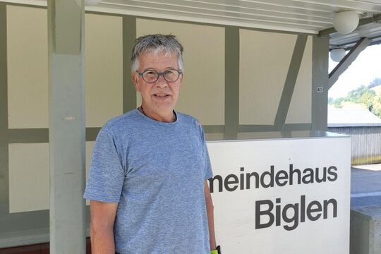 Biglen Urs Schweizer Gemeindehaus cut