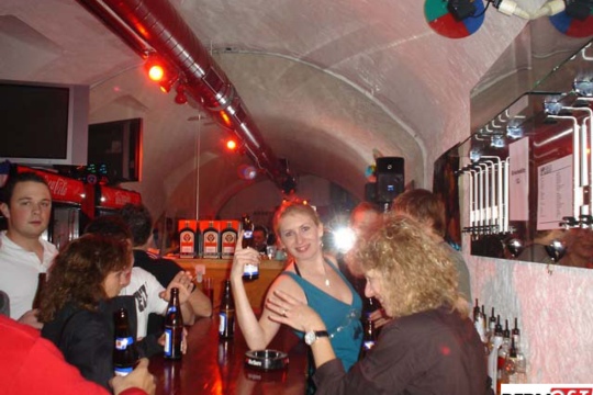 ebe2148274a78e743e77cafe57c74628.jpg